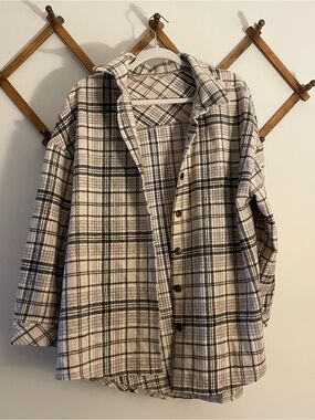 SHEIN Cream and Black Plaid Button-Up Shirt